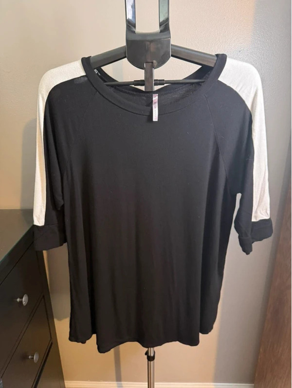 Cool Melon Black & White Colorblock Tunic Top XL 3/4 Sleeve